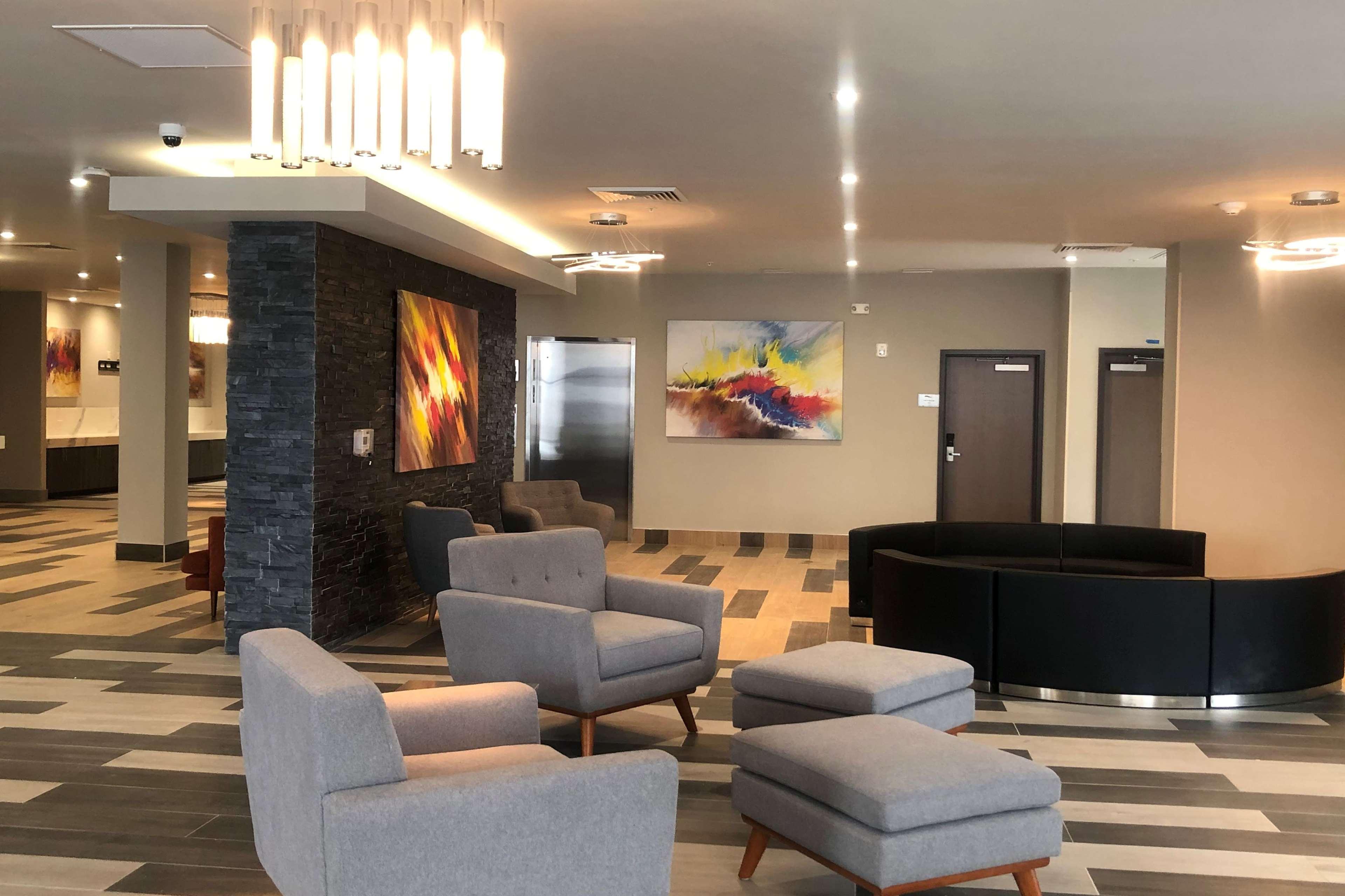Baymont By Wyndham Madison Hotel Exterior foto